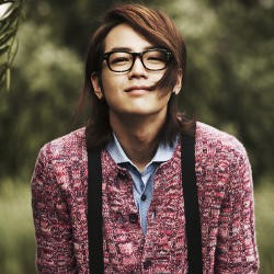 Jang Geun Suk Dapat Dua Peran di Love Rain