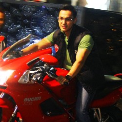 Gunawan Keringetan Kejar Istri Kedua