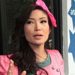 Ayu Dewi Berdoa Banyak Job di Bulan Ramadan