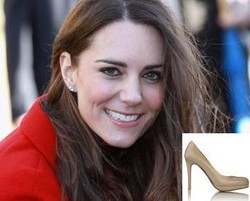 Kate Middleton Buat Sepatu Warna Nude Kembali Tren
