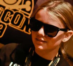 Bocah 10 Tahun Bongkar Celah di iPhone dan Android