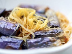 Resep Mi: Semur Terung Bihun Jagung