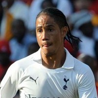 Tottenham Ditinggal Pienaar Enam Pekan