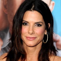 Rahasia Rambut Berkilau Sandra Bullock