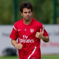 Fabregas Diklaim Makin Dekat ke Barca