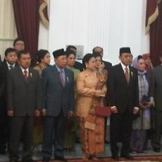 Mega, Hamzah Haz, dan JK Hadiri Acara Penyematan Bintang Jasa