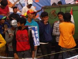 Buka Puasa Mega & Purnawirawan TNI Diwarnai Demonstrasi