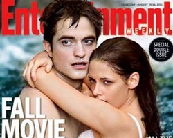 Syuting Adegan Seks, Robert Pattinson Gigit Bantal