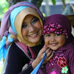 Sulis: Allah Menuntunku Keluar dari Kemiskinan