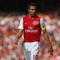 Van Persie Kapten, Fabregas & Nasri Absen