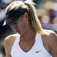 Sharapova & Zvonareva Cuma Sampai Babak Ketiga