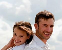 Dilema: Menikah dengan Sahabat, Baik atau Buruk?