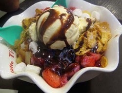  Slruup...Segar Dingin si Bingsu!