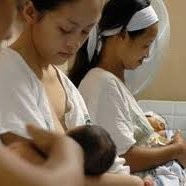 Ajarkan Anak Kerja Keras dan Sabar sejak Bayi dengan Menyusui