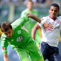 Kemenangan Pertama Bayern, Schalke Pesta Gol 