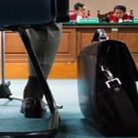 MA vs KY, Seteru Lembaga Tinggi Negara yang Tak Kunjung Usai