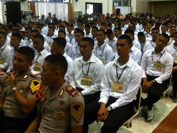 396 Calon Taruna Akpol 2011 Dinyatakan Lulus