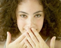 Ini Makanan Sahur & Berbuka untuk Cegah Bau Mulut