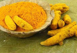 Kunyit Bisa Bantu Meredakan Migrain