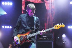 Gitaris Beady Eye Angkat Bicara Soal Bubarnya Oasis