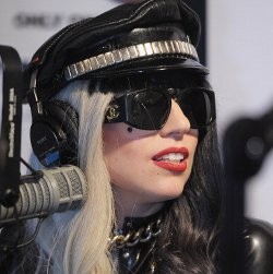 Lady Gaga Rilis Single ke-4 dari Album Born This Way