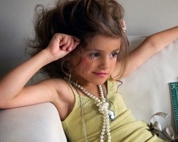 Lingerie Khusus Anak-anak Undang Kontroversi 