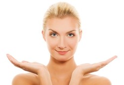 Orang Berwajah Simetris Lebih Sehat Tapi Egois