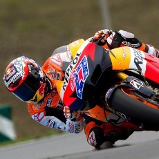 Kembali Tercepat, Stoner Perbaiki Waktu