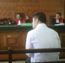 Misteri Kokain di Kado Pernikahan Andhi-Ellisa