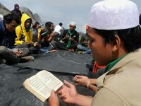 Tadarus di Puncak Gunung Sibayak