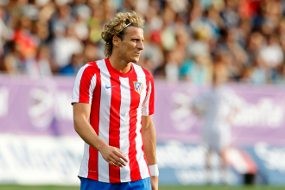 Tak Ada Kontak Antara Inter & Forlan