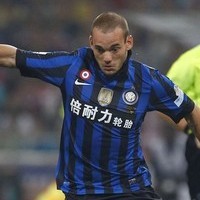 Demi Gabung MU, Sneijder Rela Potong Gaji