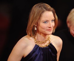 Jodie Foster Bantu Danai Proyek Pencarian Alien