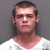 Gigit Wanita, Remaja AS Mengaku Vampir Umur 500 Tahun