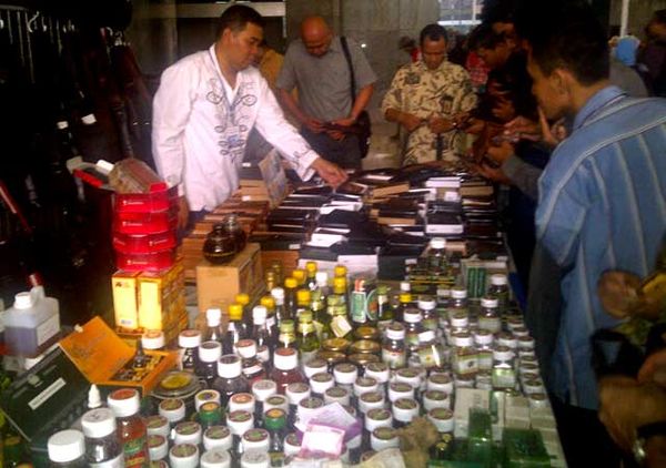 Jelang Lebaran, DPR Gelar Bazar