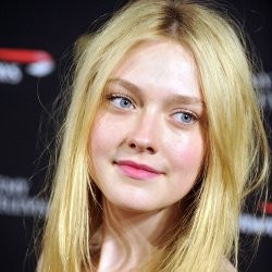 Dakota Fanning Perankan Pesohor Effie Gray