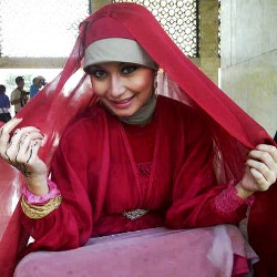 Baby Margaretha Lebih Nyaman Pakai Baju Muslim, Tapi...