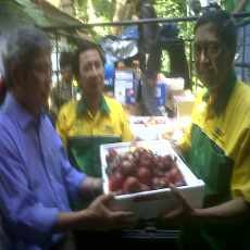 Sita Buah Impor untuk Disumbangkan ke KBS