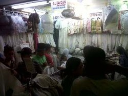 Libur Tanggal Merah, Pengunjung Sesaki ITC Cempaka Mas