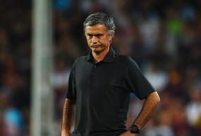Mourinho Menyoal Ballboy di Camp Nou