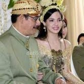 Nia Ramadhani Tak Akan Bujuk Ical Agar Ayahnya Jadi Cagub DKI