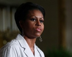 Cemburu, Michelle Obama Larang Penyanyi ke Istana?