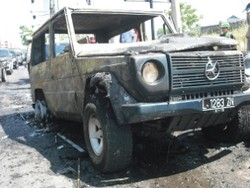 Api Hanguskan Mobil Mercy