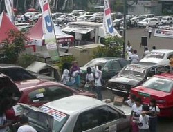 GT Radial dan IRC Gelar Bursa Otomotif Ramadan