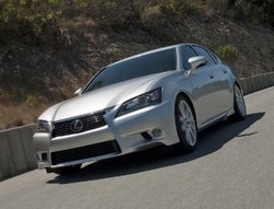 Lexus Perlihatkan Wajah GS Terbaru