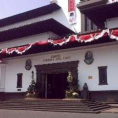 Rayakan HUT Jabar, Gedung Sate Tampil Lebih Cantik