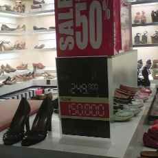 Wow, Sale 50% Off Sepatu Wedges