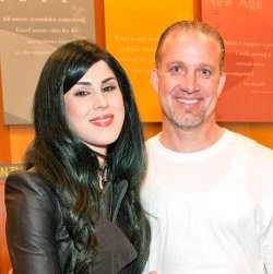 Batal Nikah, Jesse James & Kat Von D Kembali Mesra