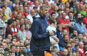 Wenger Pertanyakan Keabsahan Gol-gol Si Merah