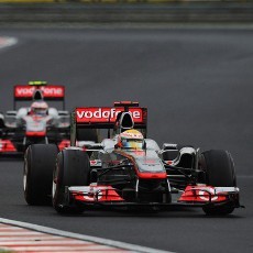 Button akan Tekan Red Bull
